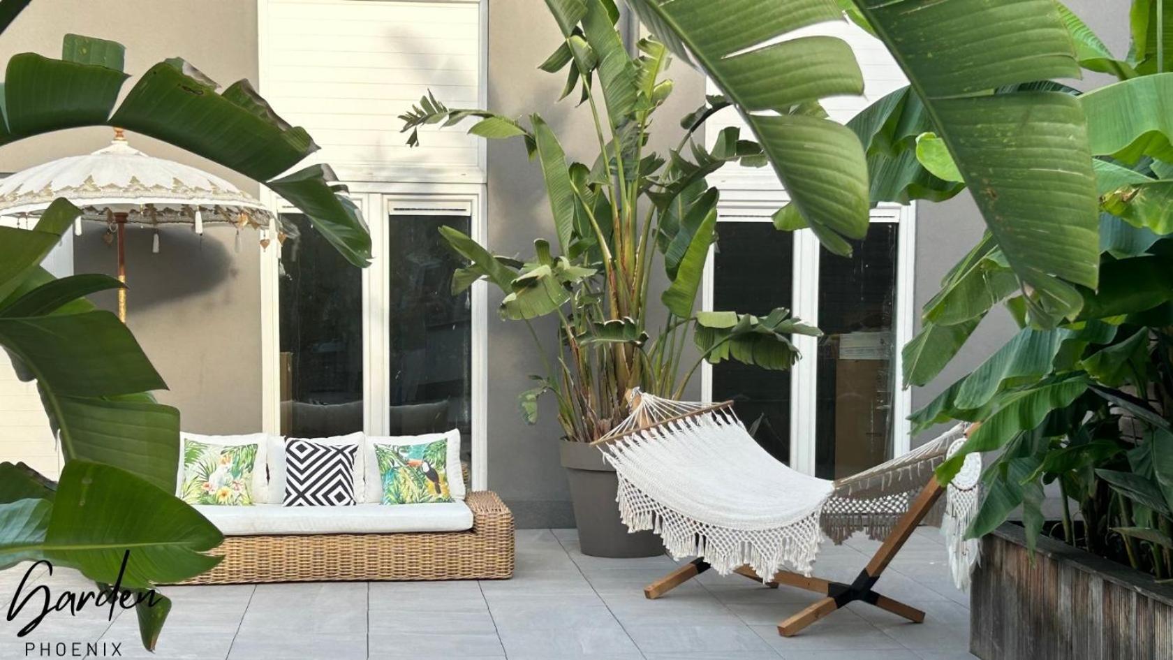 Phoenix Garden Daire Mons Dış mekan fotoğraf